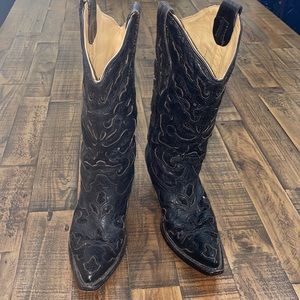Corral leather black boots with sequins